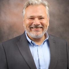 Lawrence Lizewski headshot
