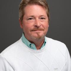 Adam Kohnen Headshot