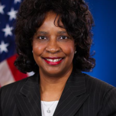Dr. McArthur-Kearney headshot