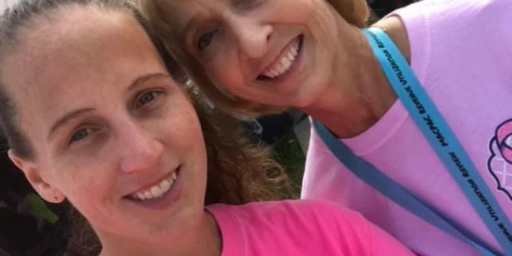 Sherri Burleson and her daughter at the Breast Cancer Awareness Walk