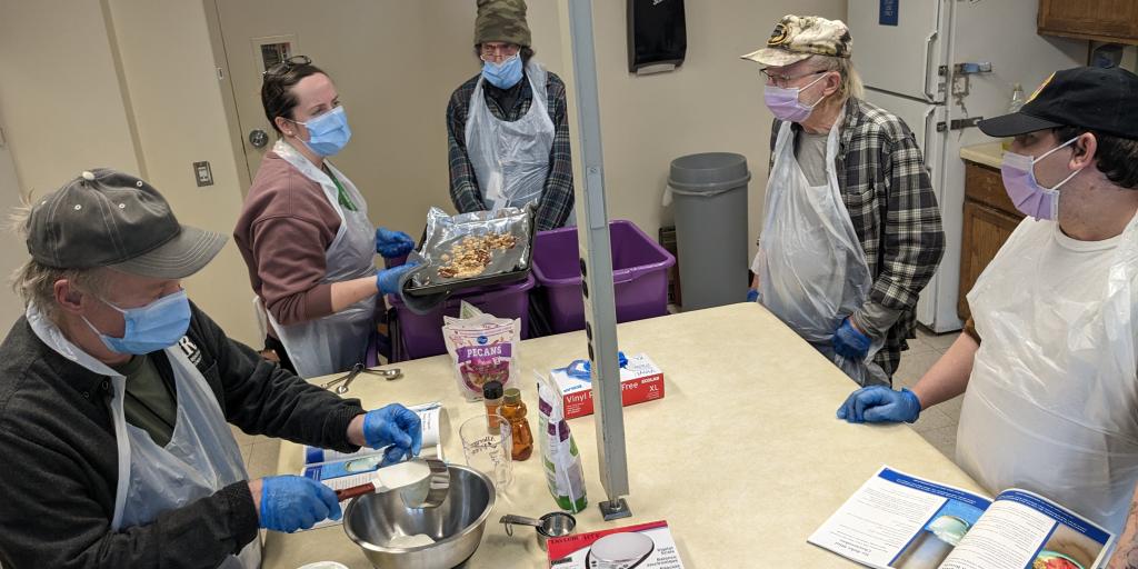 Veterans participate in cooking class with dietitian