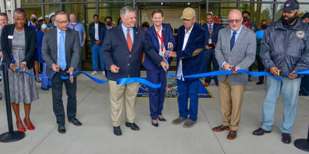 Pike Co ribbon cutting