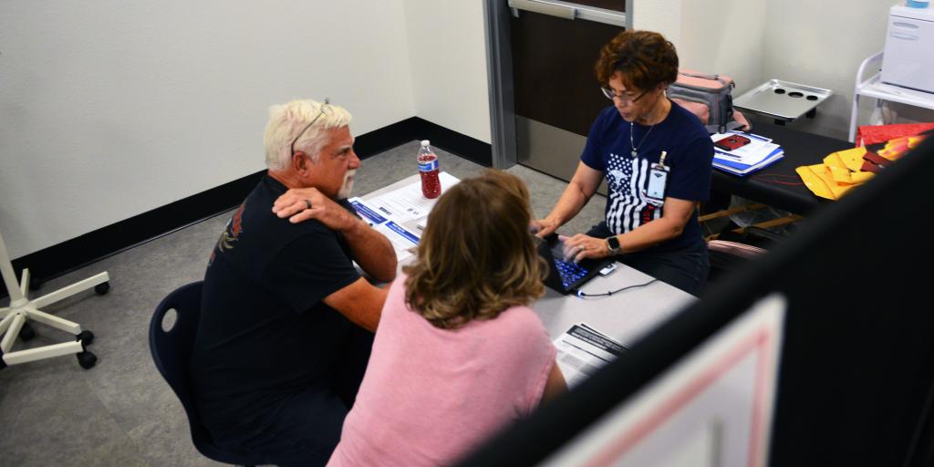Denise Willard, Phoenix Veterans Affairs Health Care System Toxic Exposure Screening navigator, assists Veterans with their TES survey.
