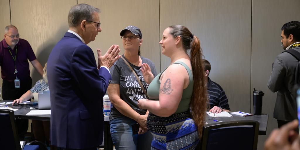 Deputy Secretary of the VA speaks with Veterans