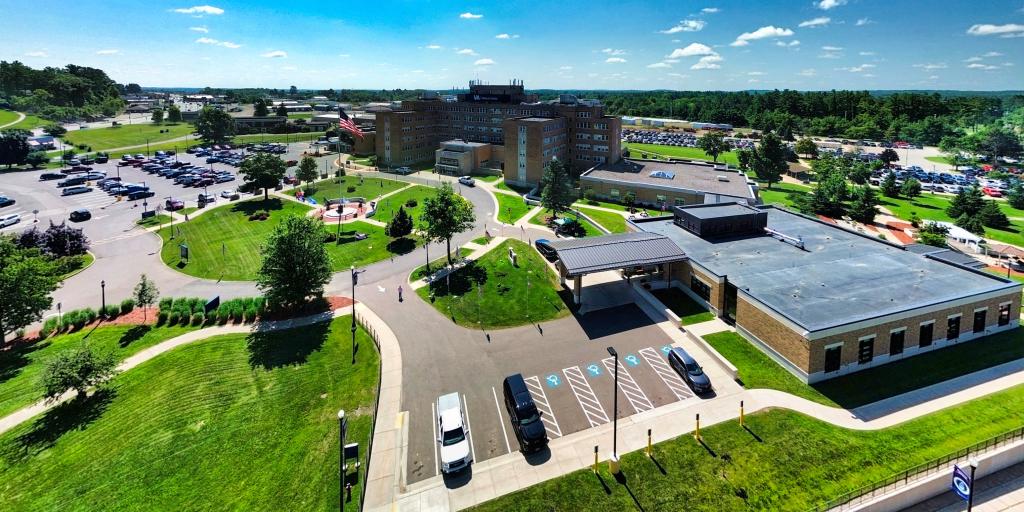 Oscar G. Johnson VA Medical Center offers parking services to Veterans