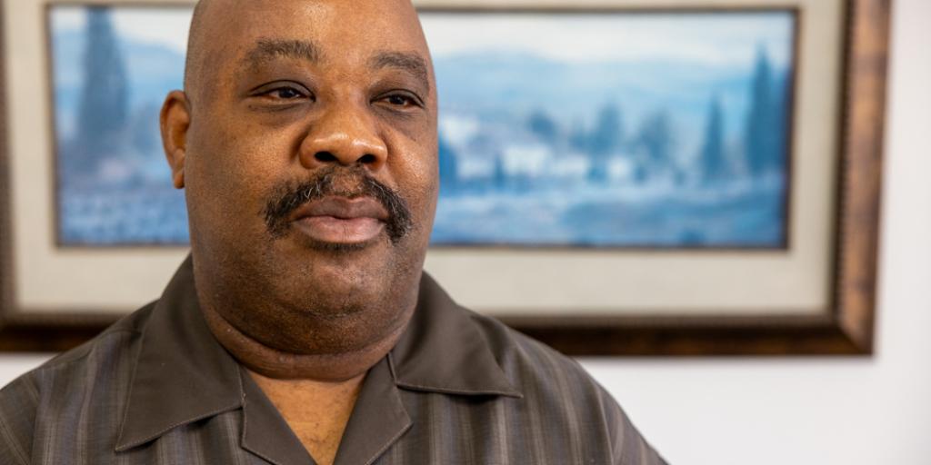 Veteran Dariton Robinson 