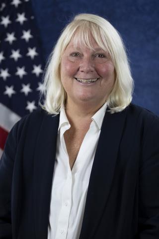 Kathryn Hils
