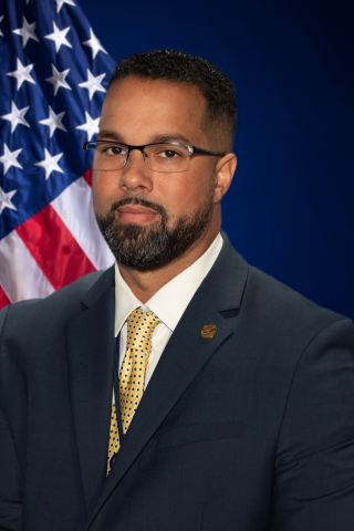 Dr. Timothy Campbell