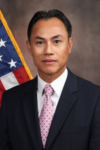 Alan Trinh photo