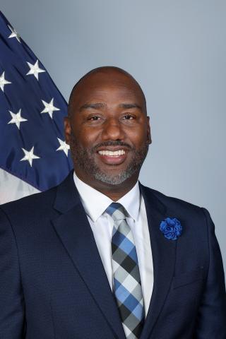 Thomas Streater, assistant director and administrator, Charlotte Health Care Center and Charlotte CBOC, poses for his official portrait.