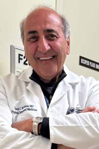Dr, McCarus