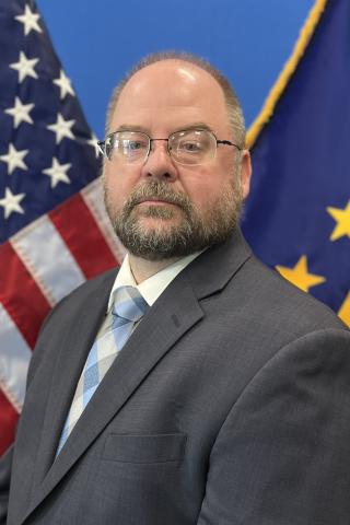 Duane Gill official portrait.