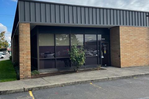 Front of the Portland Vet Center