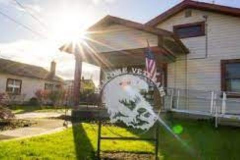Portland Vet Center staff provide services at out community partner at Elks Veterans Bunker provide 