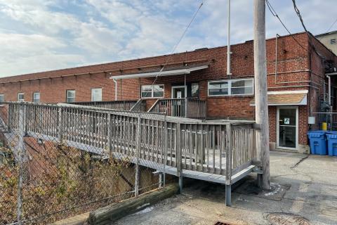 Main Entrance of Norwich, CT Vet Center