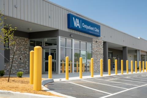 The front of Bartlesville VA Clinic. 