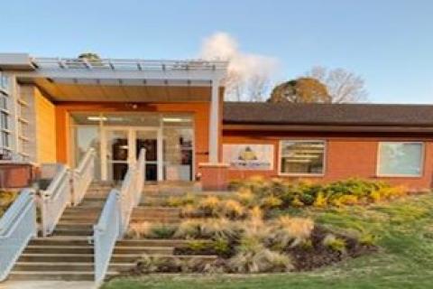 Marietta Vet Center Front Entrance