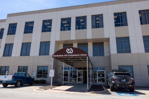 Kankakee CBOC entrance