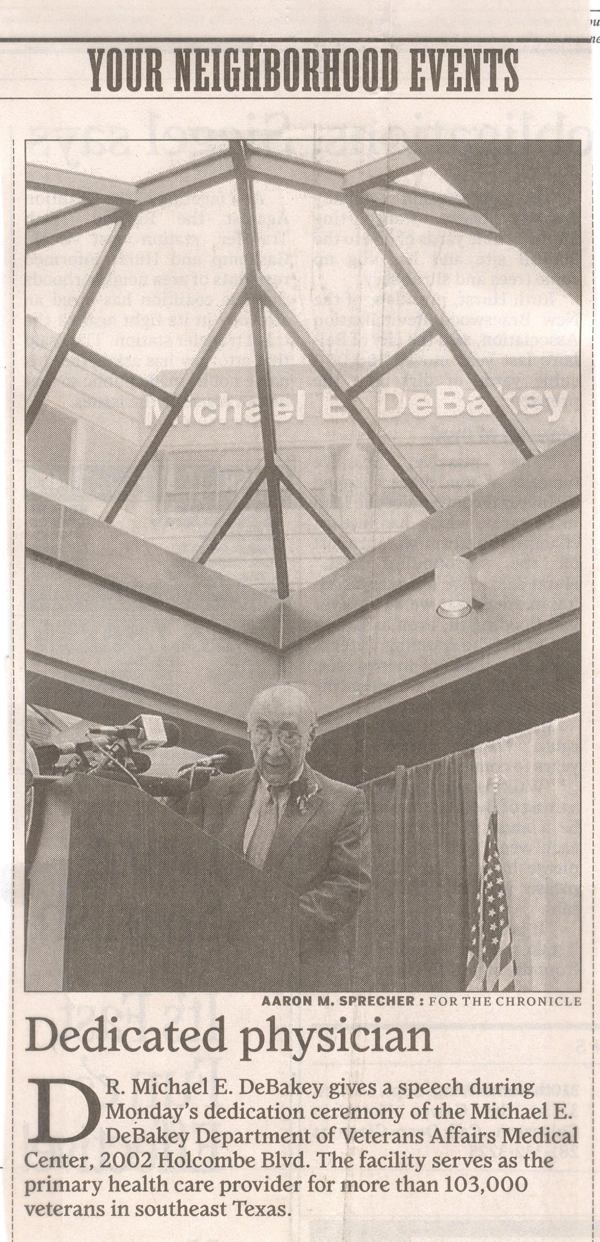 Houston Chronicle photo of Dr. DeBakey at dedication ceremony