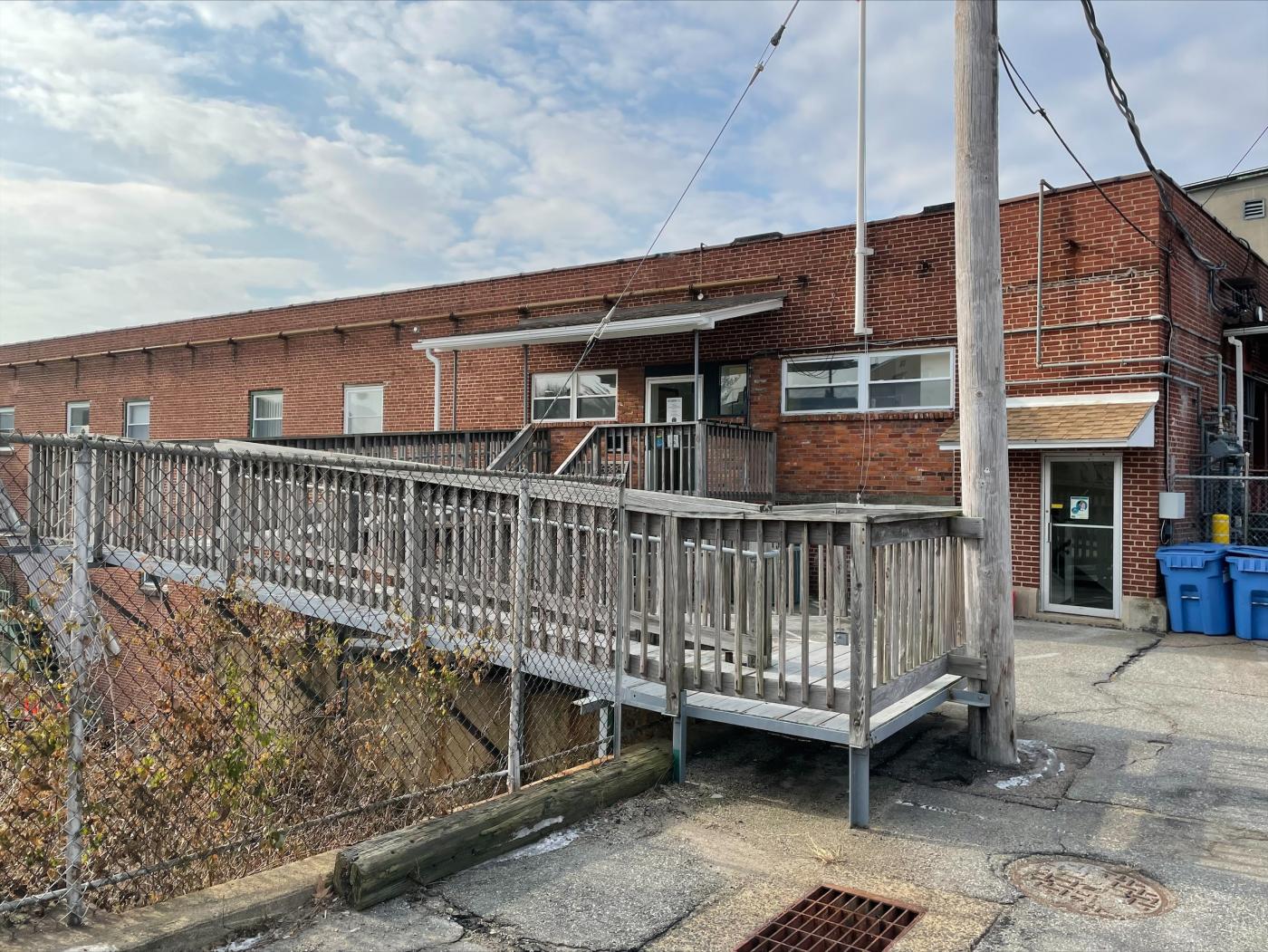 Main Entrance of Norwich, CT Vet Center