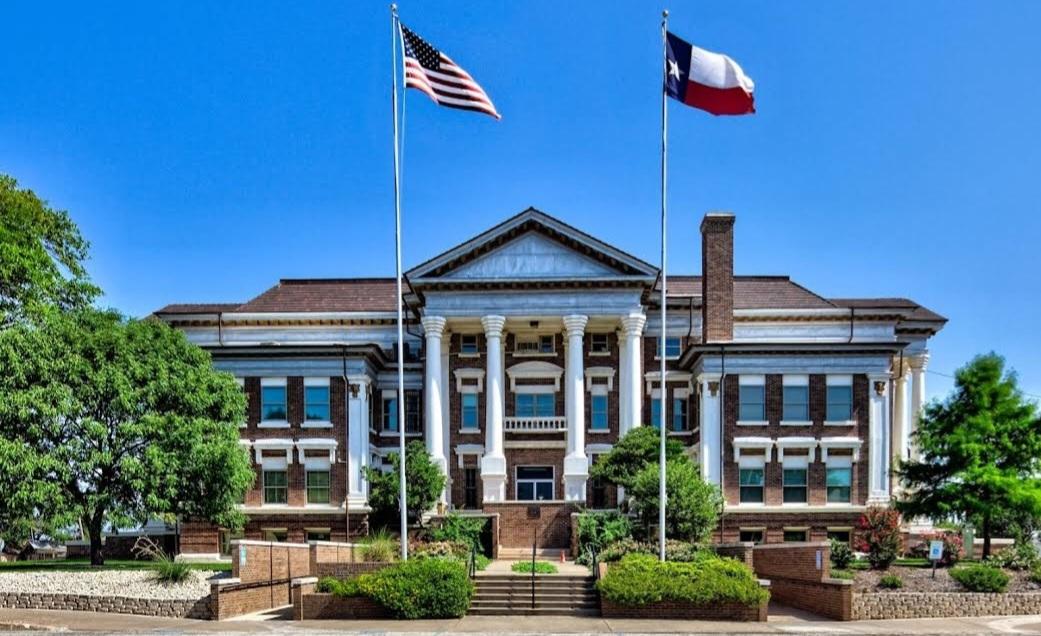 Montague Courthouse building
