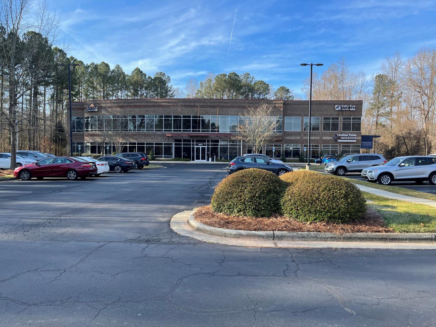 The Medical Building that the Raleigh Vet Center is in