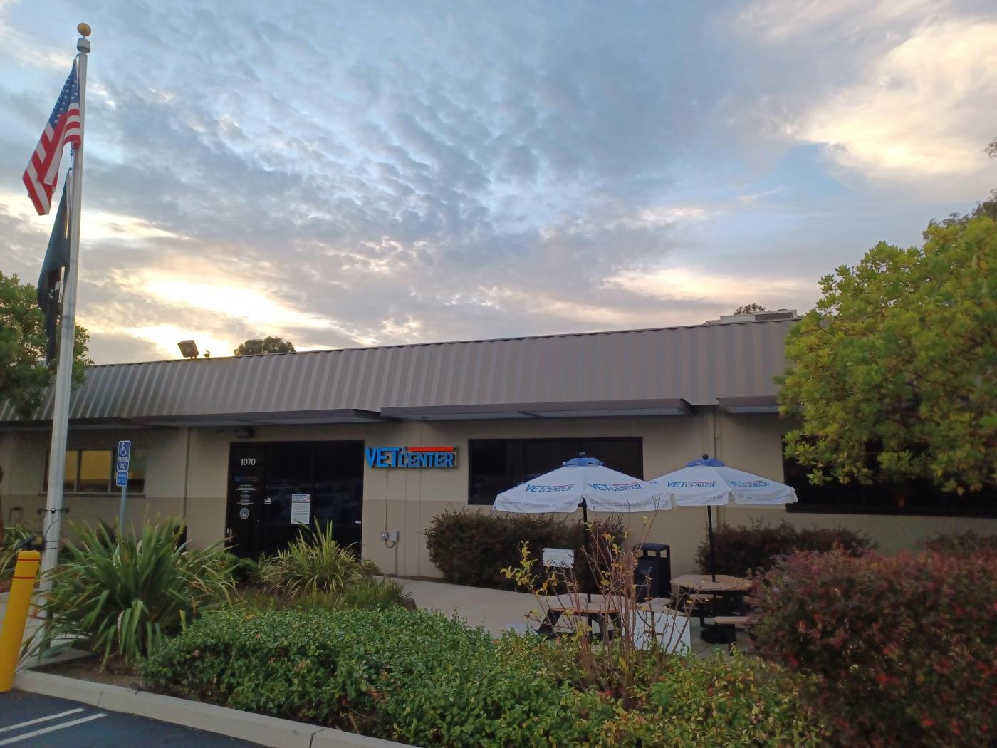 San Luis Obispo Vet Center Exterior Image