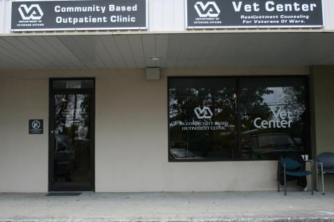 A Vet Center sign on the building alcove shows the location to the right of the CBOC entrance