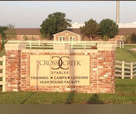 Cross Creek Stables training for veterans.