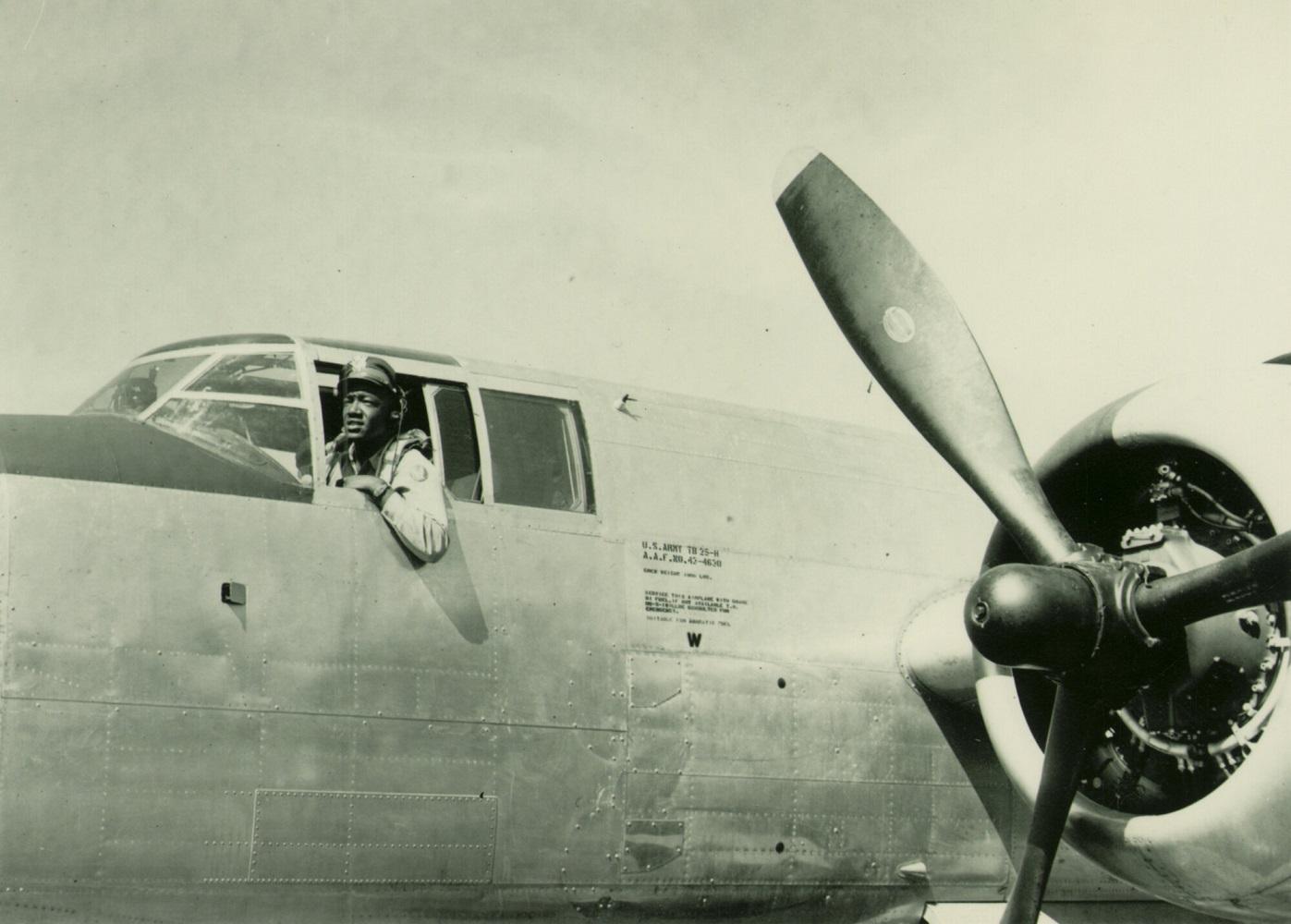 Mosley in plane